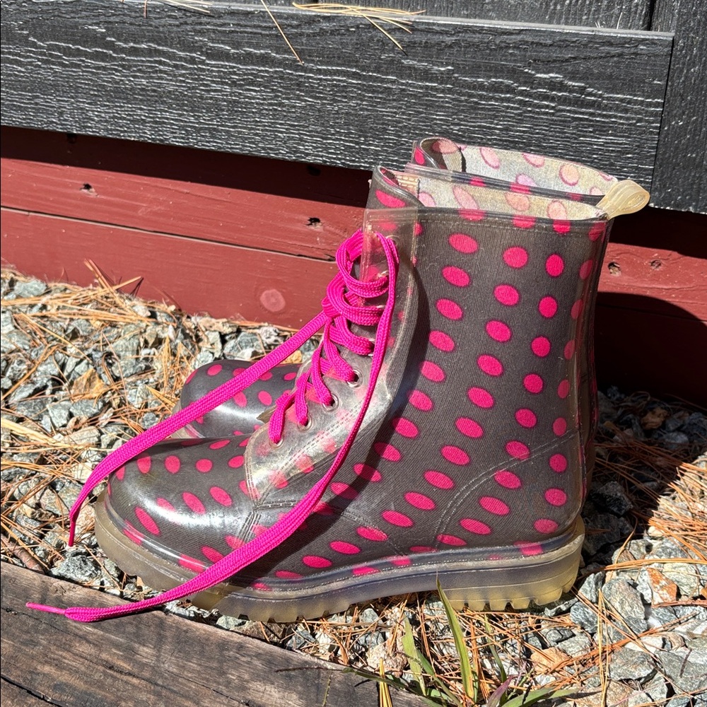 Bongo Pink and Grey Cute Polka Dot Ankle Rain Boots Women’s Shoe Size 7